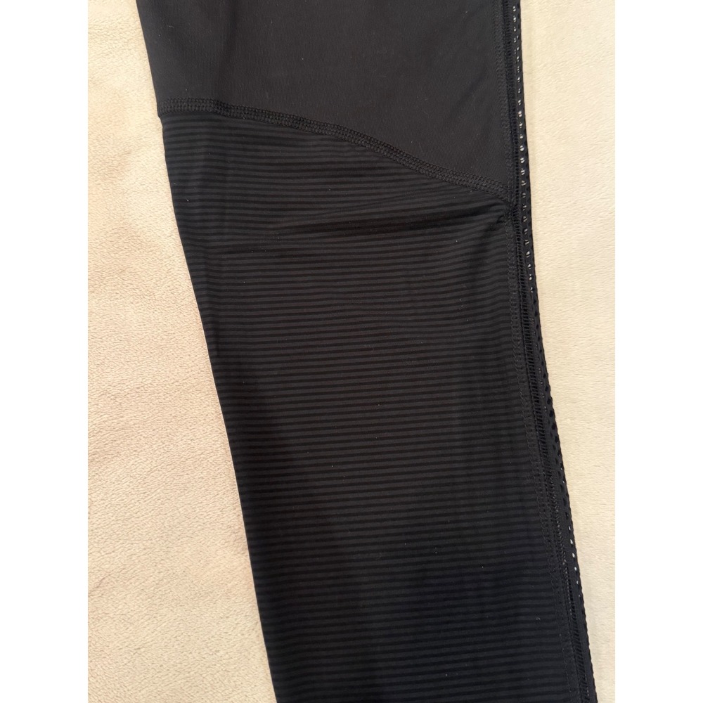 Victorias Secret Sport Knockout Mesh Trim High Rise Leggings Womens Small - Picture 8 of 8